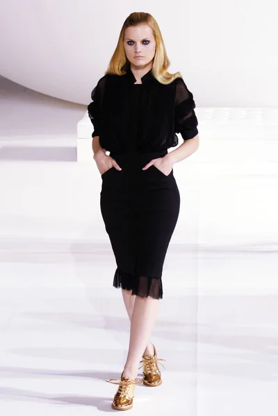 Look 26